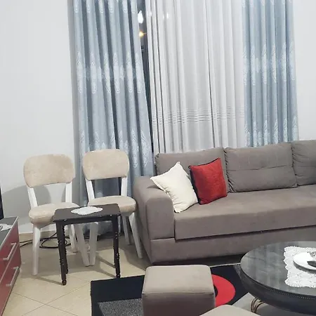 Te Endriti 民宿 Shkoze (Tirana)